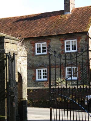 The Leconfield Estates Chantry Cottage